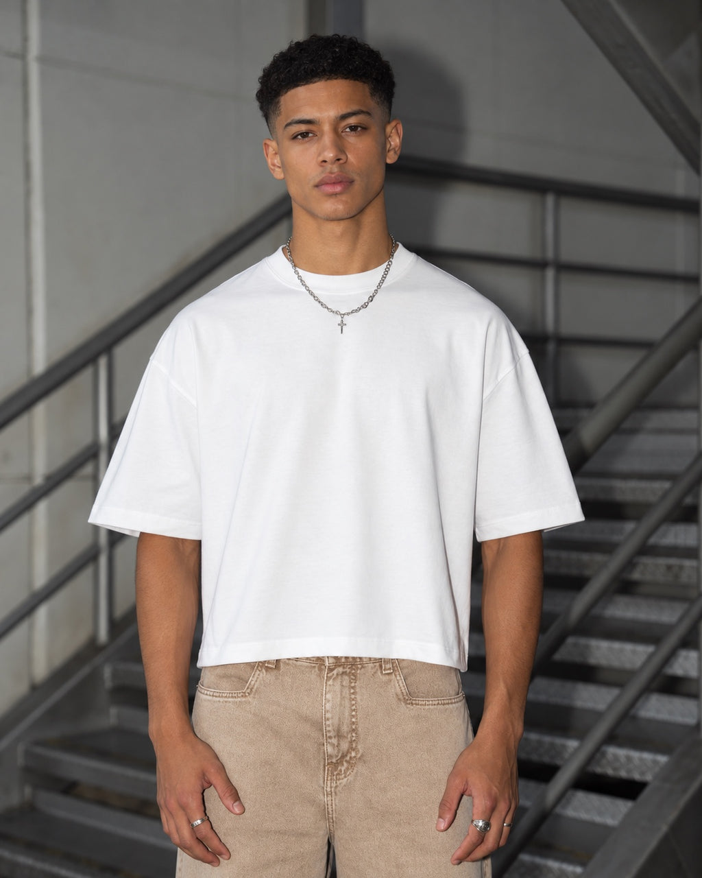 Polera Boxy Fit Blanca 220 GSM - modelo frente
