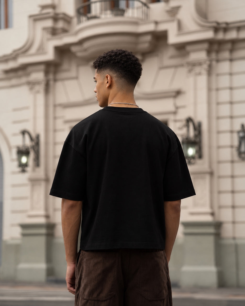 Polera Boxy Fit Negra 220 GSM - segunda vista espalda