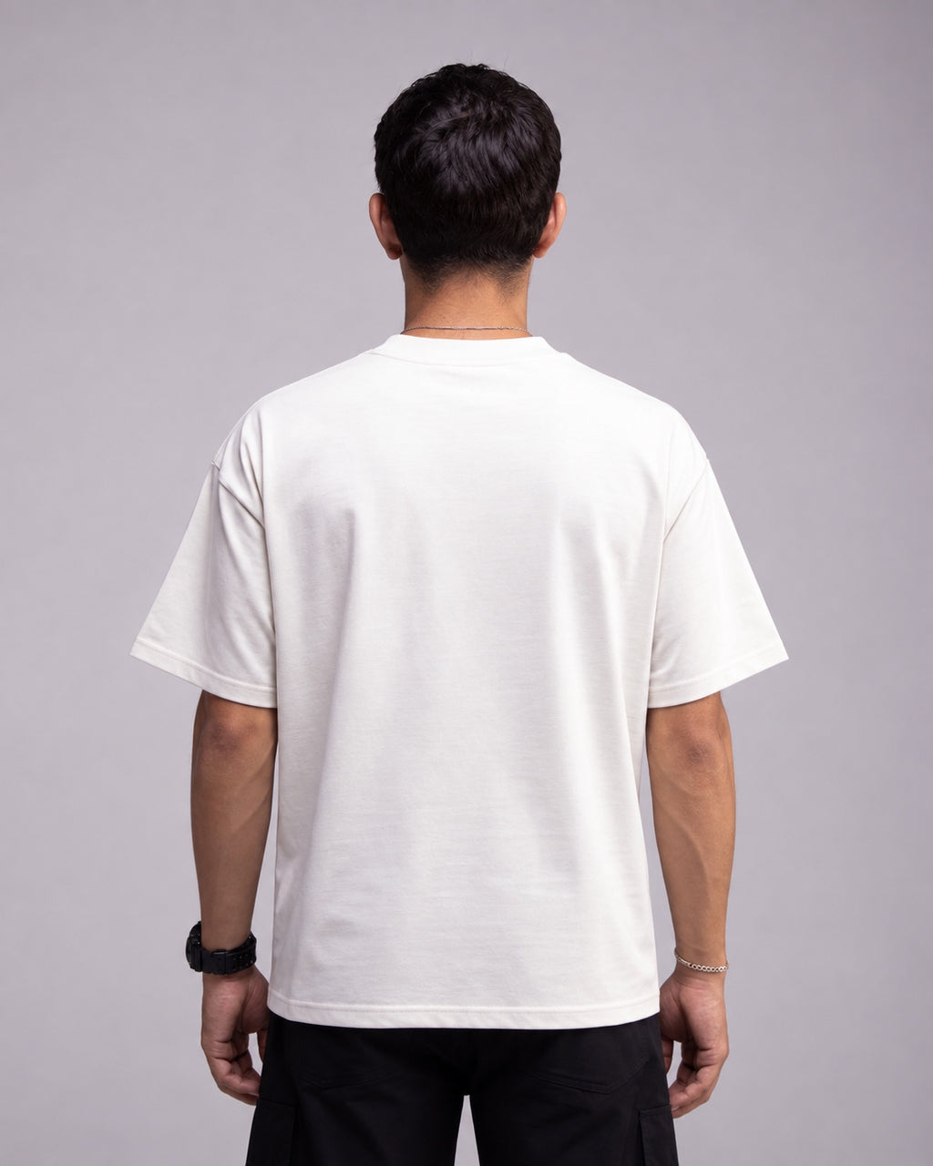 Polera Semi Oversize Blanca 220 GSM - espalda