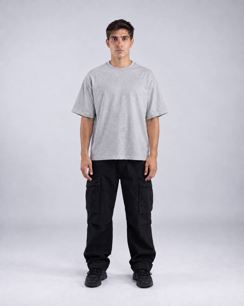 Polera Semi Oversize Gris Melange 220 GSM - cuerpo completo