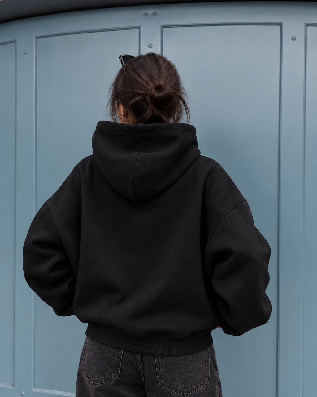 Polerón Oversize Negro 420 GSM - vista espalda