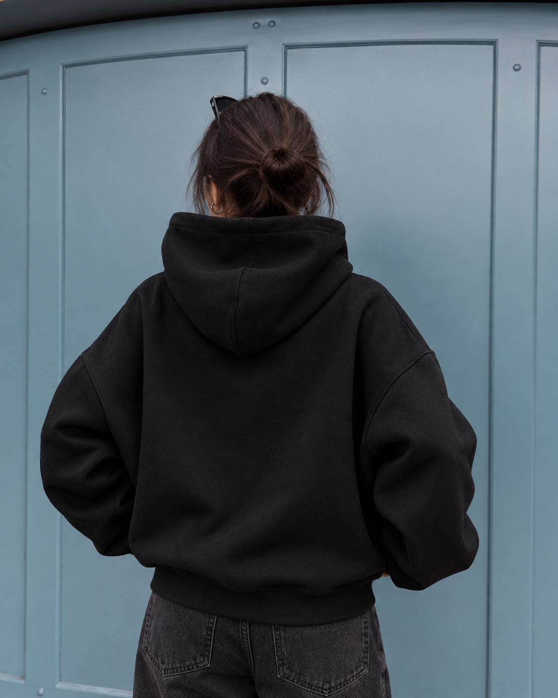 Polerón Oversize Negro 420 GSM - vista espalda